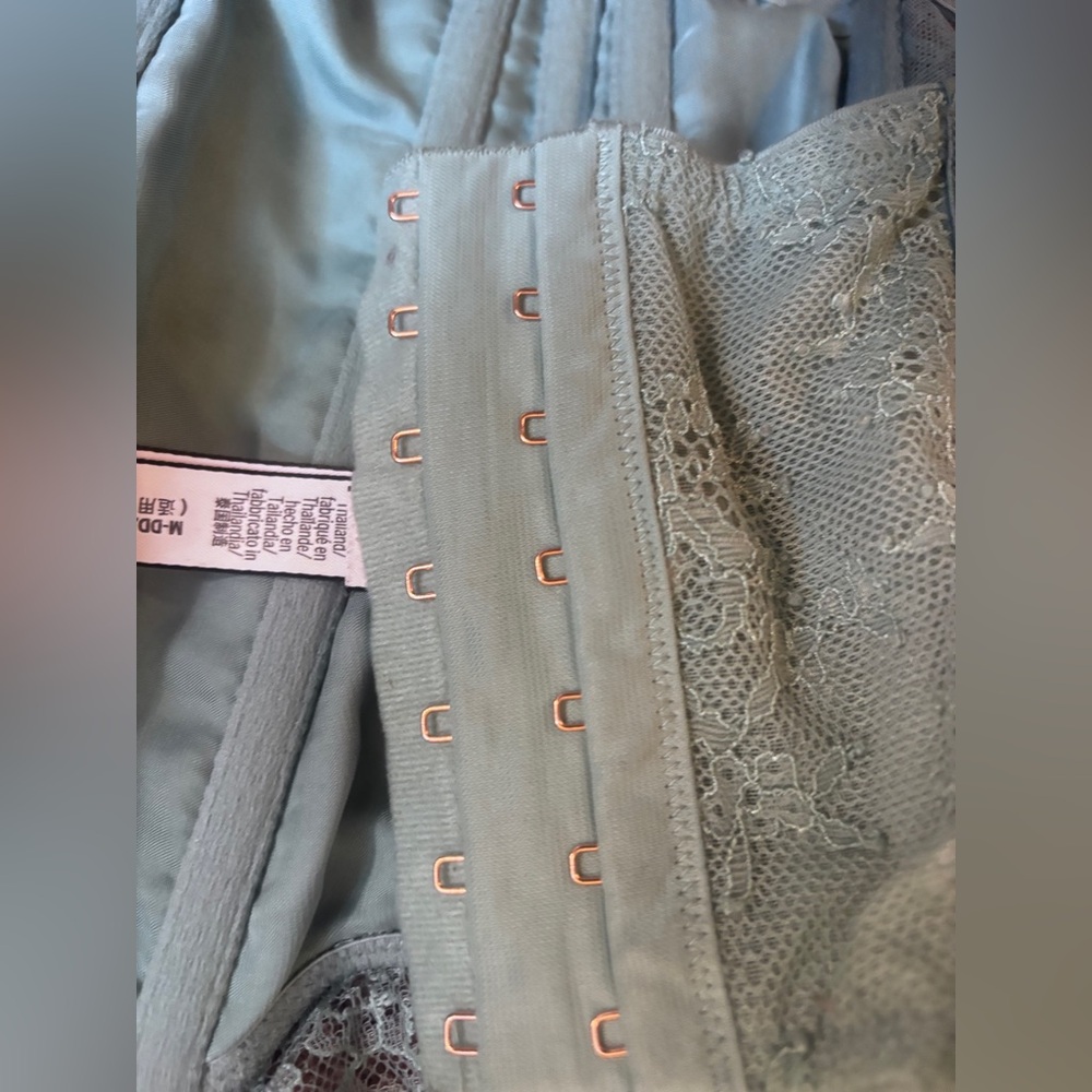 Victoria Secret Sage green Corset top Size: Medium DD (34D 34DD 36D 36DD) - Picture 5 of 7